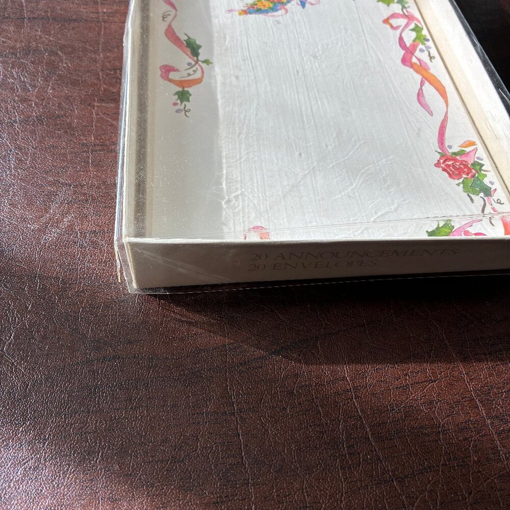 9 Watercolor Floral Motif Invitation Cards with Envelopes - Picture 4 of 5